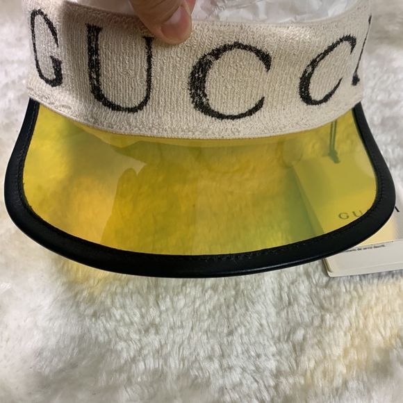 Gucci Yellow Vinyl Visor with Banded Handband - Picture 9 of 9
